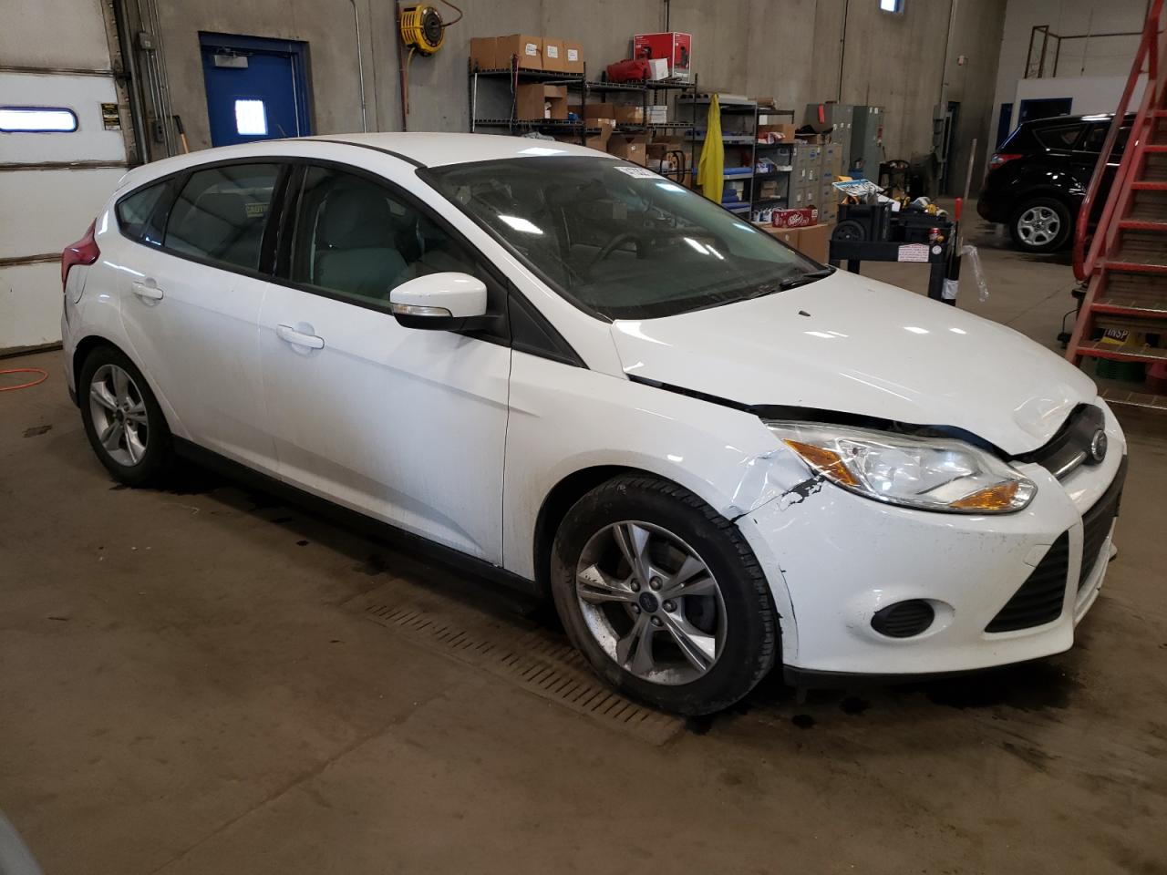 Photo 3 VIN: 1FADP3K29EL307174 - FORD FOCUS 