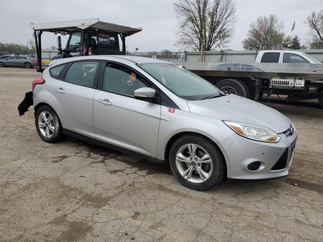 Photo 3 VIN: 1FADP3K29EL339509 - FORD FOCUS 