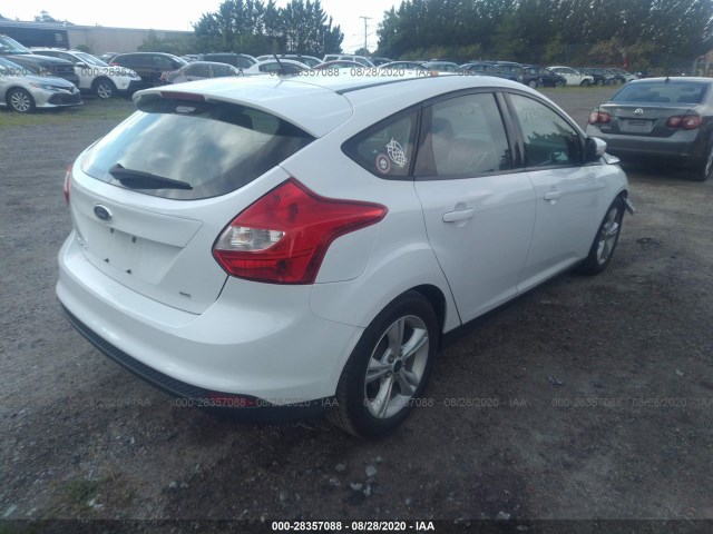 Photo 3 VIN: 1FADP3K29EL401880 - FORD FOCUS 