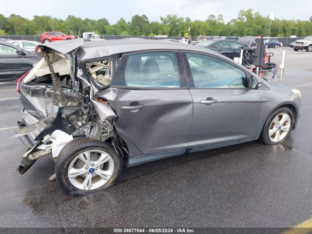 Photo 3 VIN: 1FADP3K29EL425841 - FORD FOCUS 