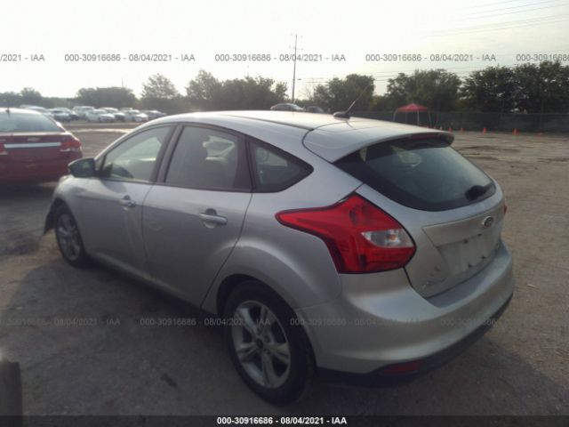 Photo 2 VIN: 1FADP3K29EL439481 - FORD FOCUS 