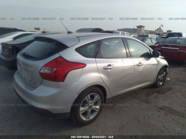 Photo 3 VIN: 1FADP3K29EL439481 - FORD FOCUS 