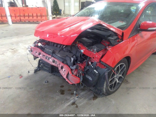 Photo 5 VIN: 1FADP3K29FL247821 - FORD FOCUS 