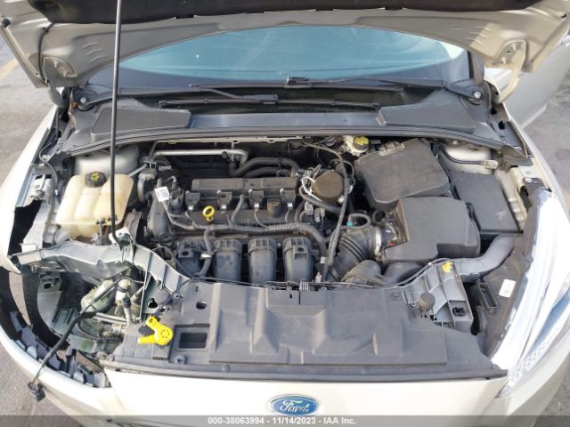 Photo 9 VIN: 1FADP3K29GL264135 - FORD FOCUS 