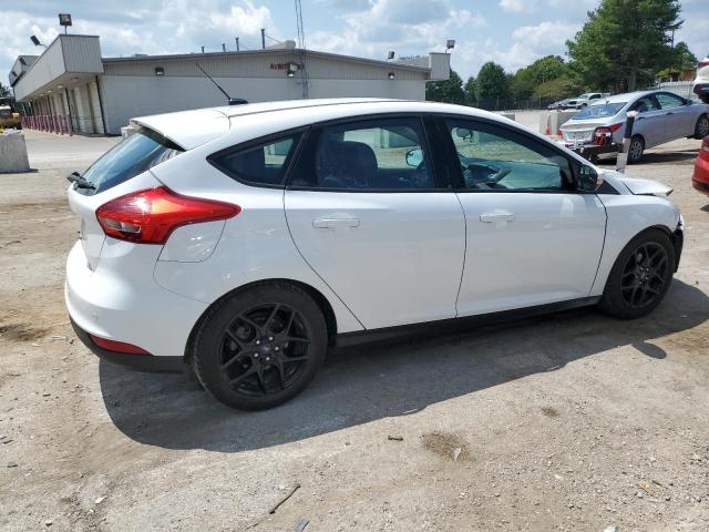 Photo 2 VIN: 1FADP3K29GL305590 - FORD FOCUS 