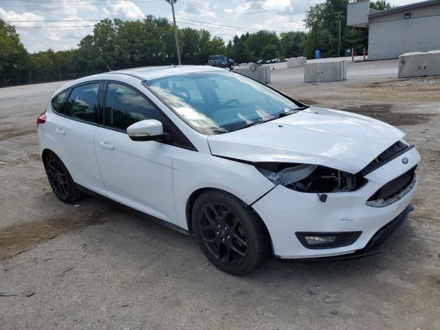 Photo 3 VIN: 1FADP3K29GL305590 - FORD FOCUS 