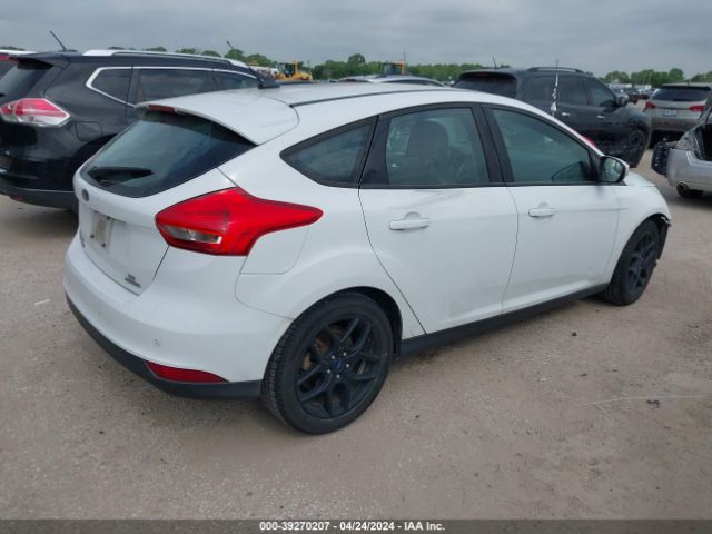 Photo 3 VIN: 1FADP3K29GL311440 - FORD FOCUS 