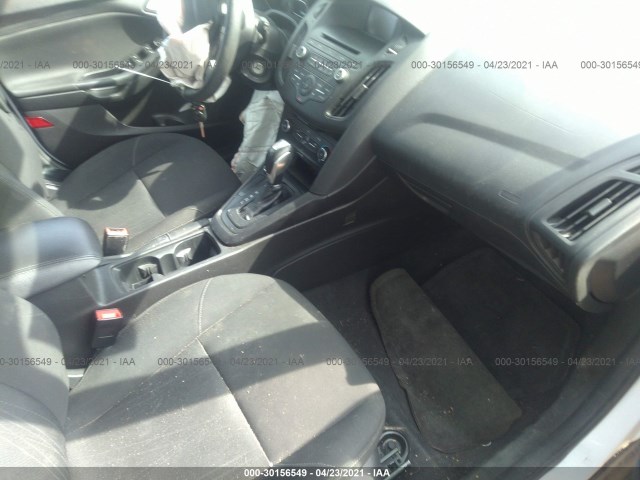 Photo 4 VIN: 1FADP3K29GL351758 - FORD FOCUS 