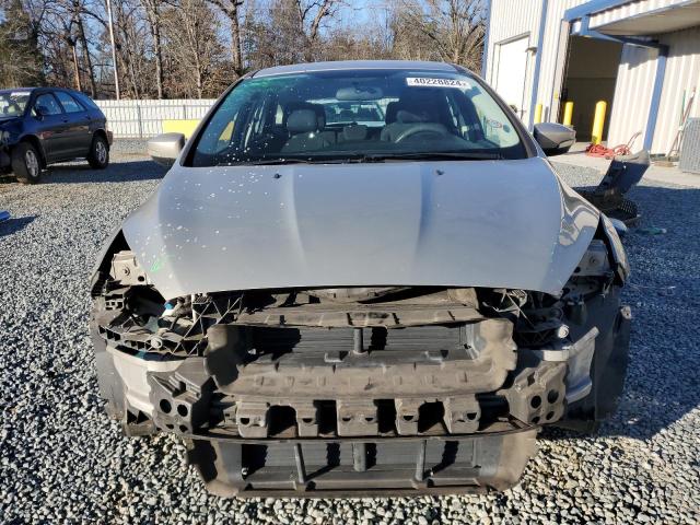 Photo 4 VIN: 1FADP3K29GL352263 - FORD FOCUS 