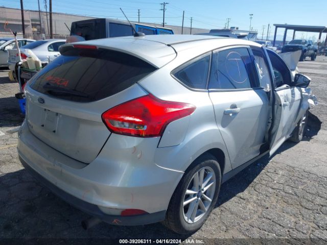 Photo 3 VIN: 1FADP3K29HL230679 - FORD FOCUS 