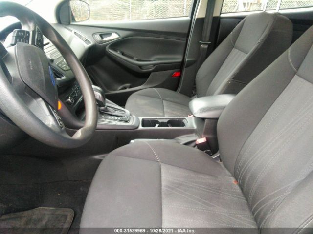 Photo 4 VIN: 1FADP3K29HL346402 - FORD FOCUS 