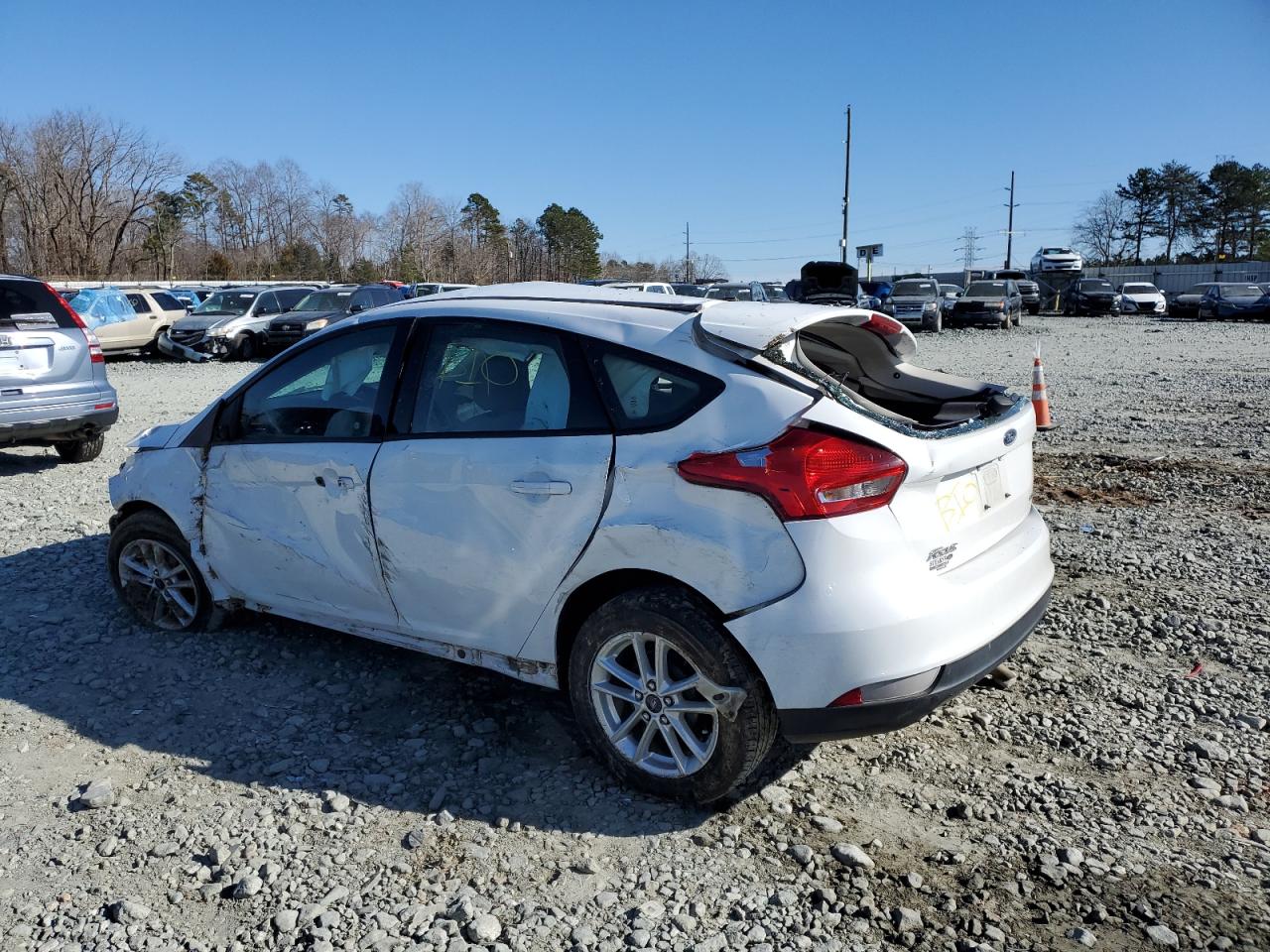 Photo 1 VIN: 1FADP3K29JL280293 - FORD FOCUS 