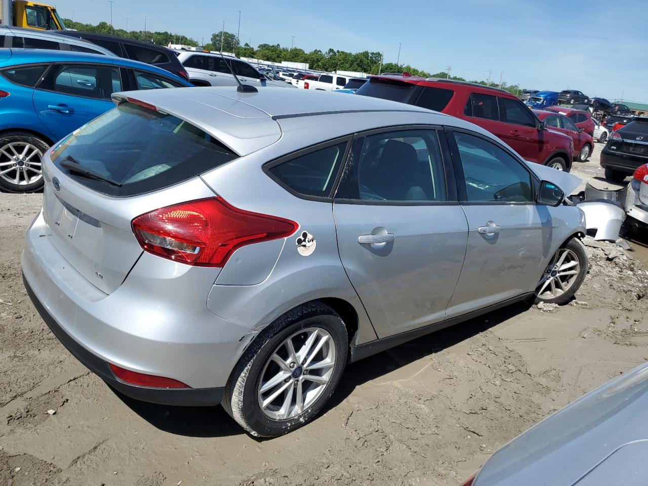 Photo 2 VIN: 1FADP3K29JL280357 - FORD FOCUS 