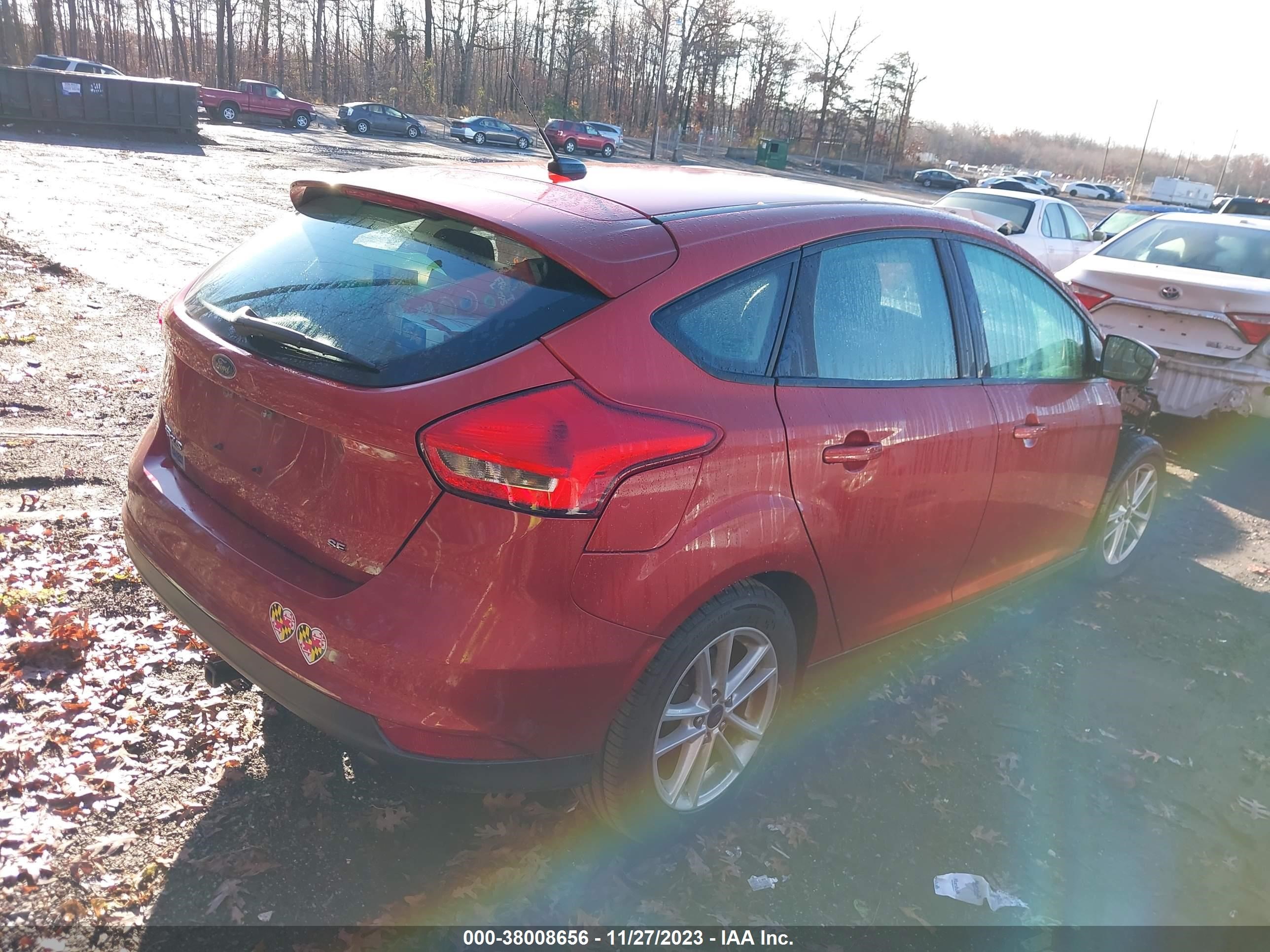 Photo 3 VIN: 1FADP3K29JL308884 - FORD FOCUS 