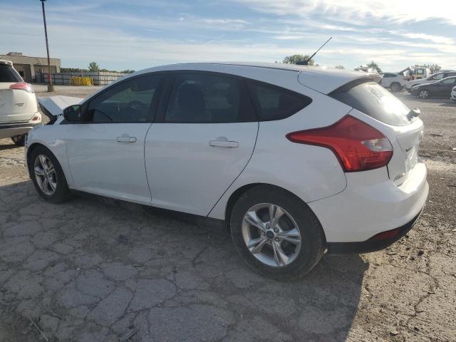 Photo 1 VIN: 1FADP3K2XEL106920 - FORD FOCUS SE 