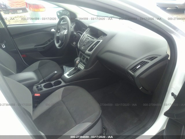 Photo 4 VIN: 1FADP3K2XEL123393 - FORD FOCUS 