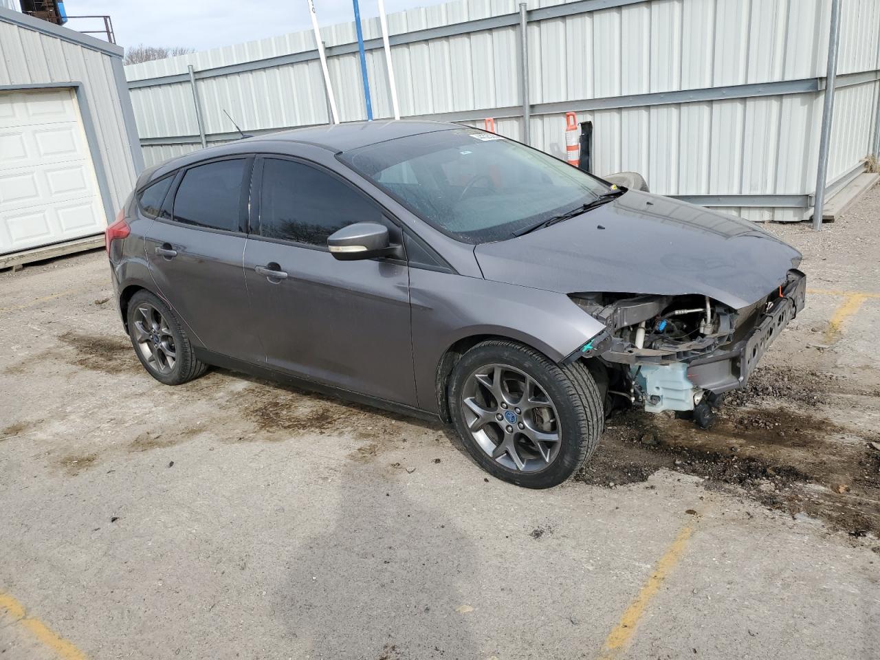 Photo 3 VIN: 1FADP3K2XEL135074 - FORD FOCUS 