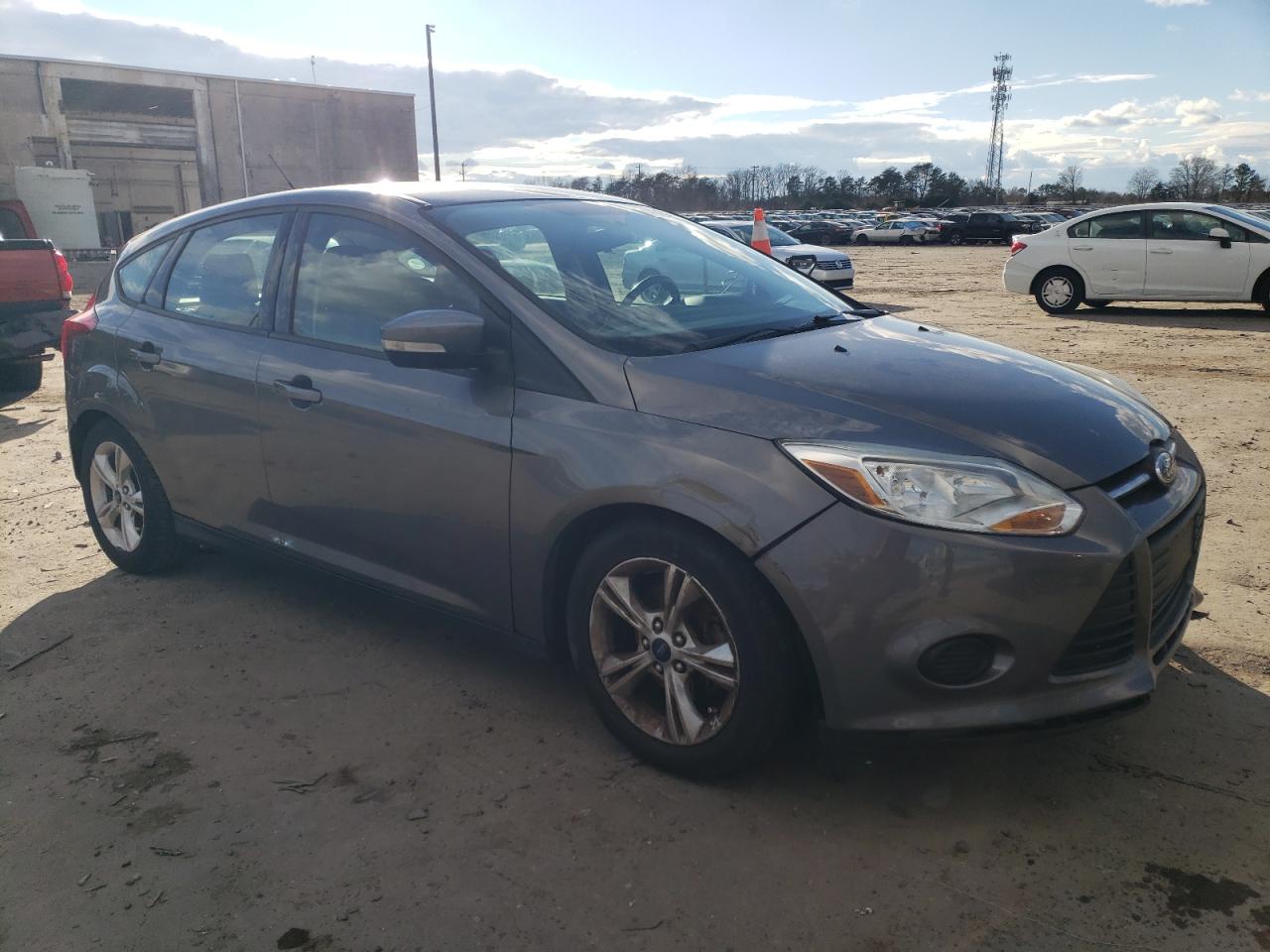 Photo 3 VIN: 1FADP3K2XEL166180 - FORD FOCUS 