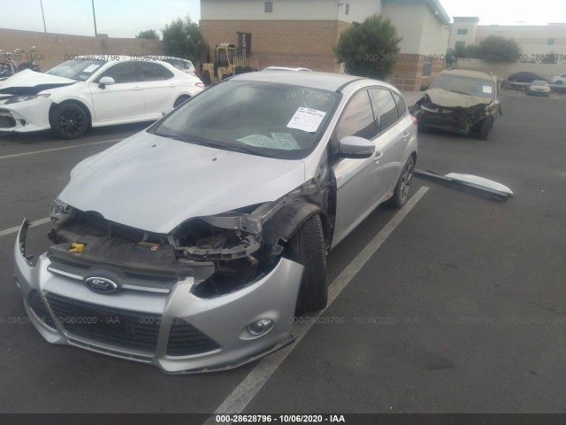 Photo 1 VIN: 1FADP3K2XEL185683 - FORD FOCUS 