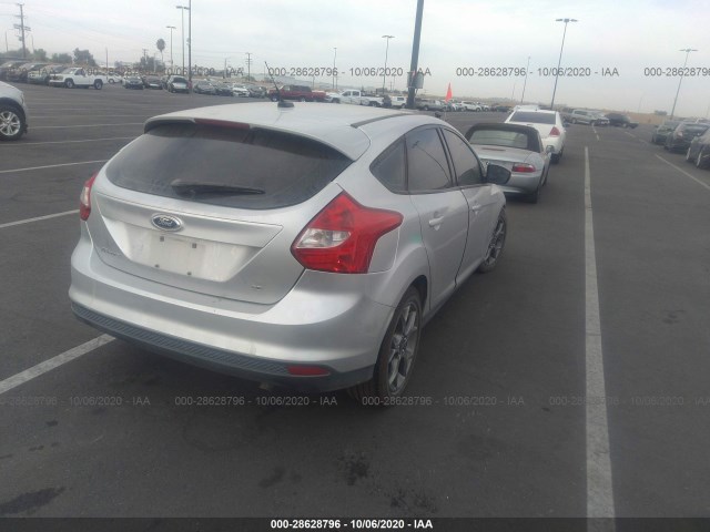 Photo 3 VIN: 1FADP3K2XEL185683 - FORD FOCUS 