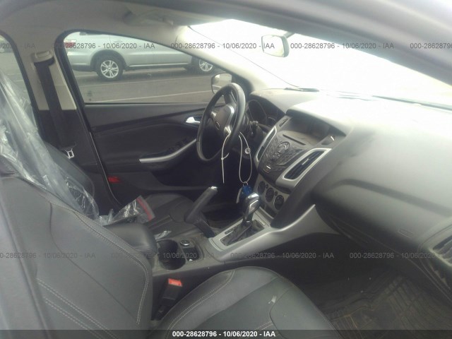 Photo 4 VIN: 1FADP3K2XEL185683 - FORD FOCUS 