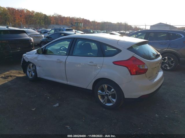 Photo 2 VIN: 1FADP3K2XEL243520 - FORD FOCUS 