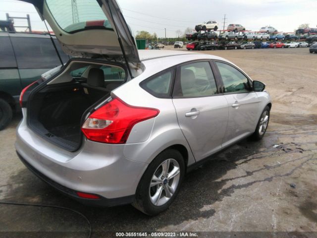 Photo 3 VIN: 1FADP3K2XEL251231 - FORD FOCUS 