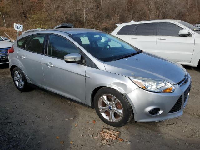 Photo 3 VIN: 1FADP3K2XEL262102 - FORD FOCUS SE 