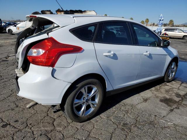 Photo 2 VIN: 1FADP3K2XEL277683 - FORD FOCUS SE 