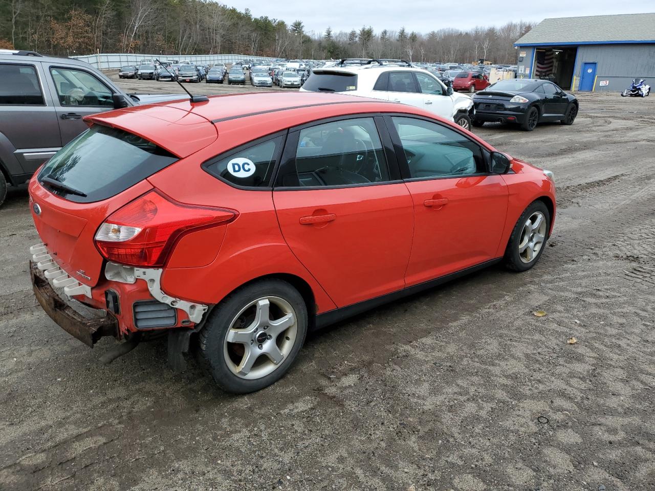 Photo 2 VIN: 1FADP3K2XEL279188 - FORD FOCUS 