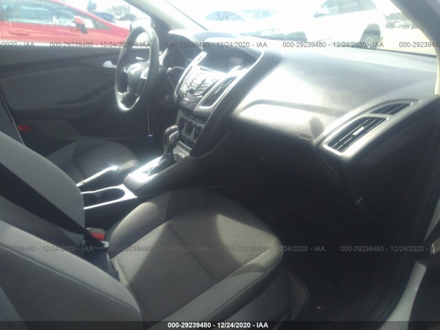 Photo 4 VIN: 1FADP3K2XEL287890 - FORD FOCUS 