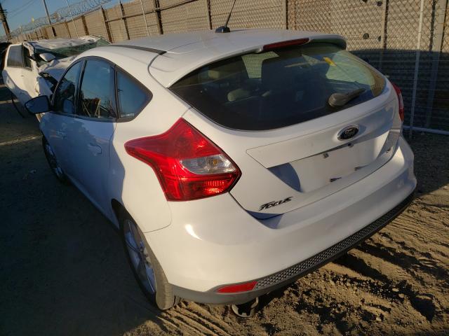 Photo 2 VIN: 1FADP3K2XEL301349 - FORD FOCUS 