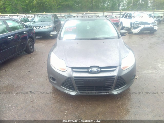 Photo 5 VIN: 1FADP3K2XEL318751 - FORD FOCUS 