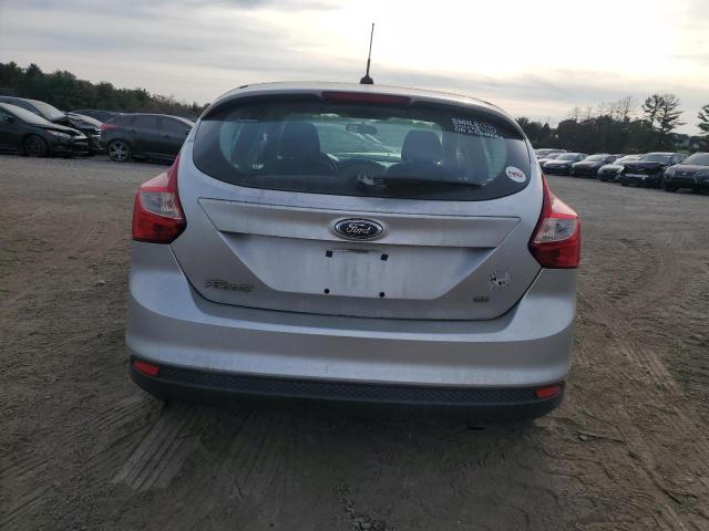 Photo 5 VIN: 1FADP3K2XEL360479 - FORD FOCUS SE 