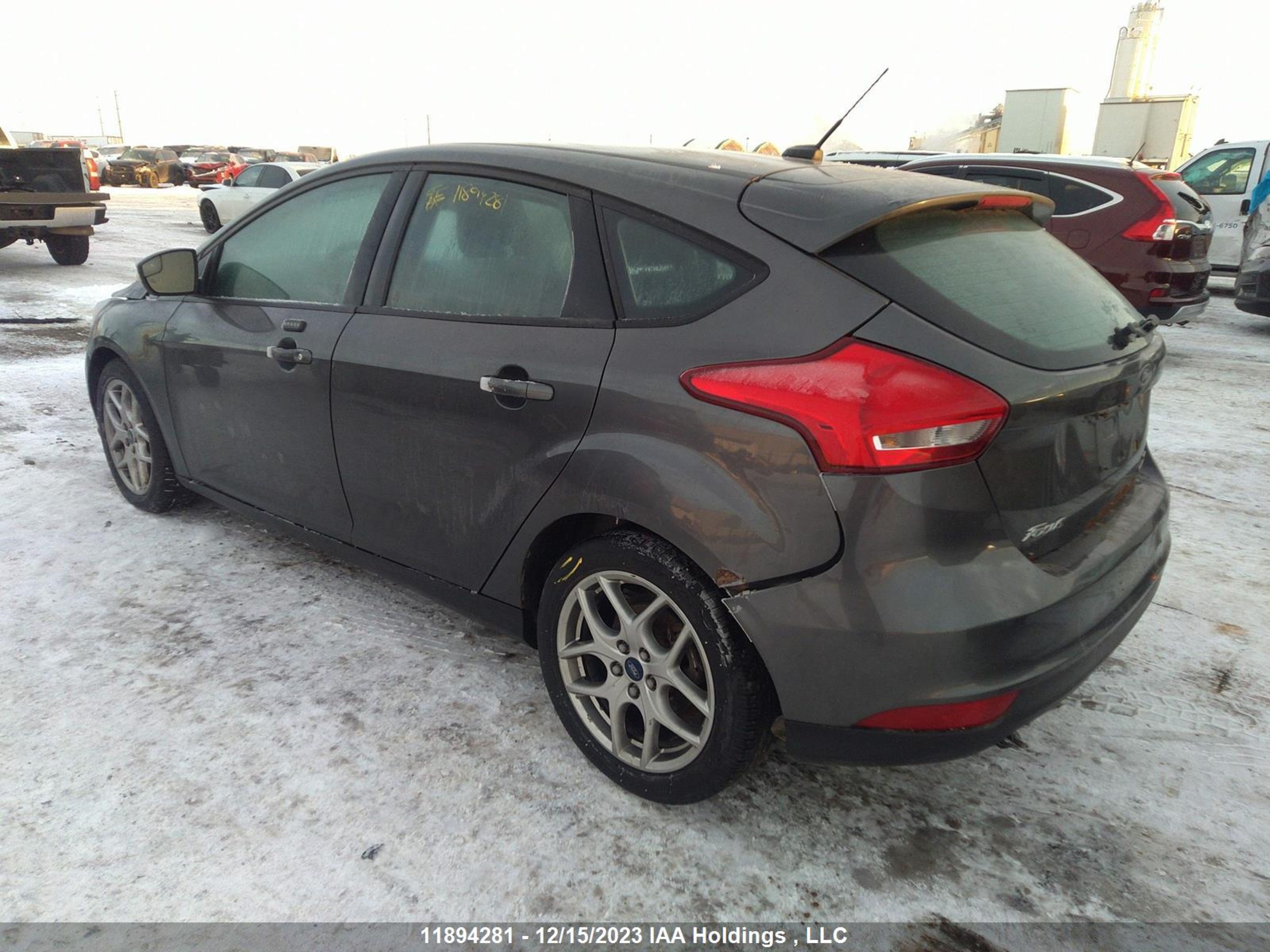 Photo 2 VIN: 1FADP3K2XFL236195 - FORD FOCUS 