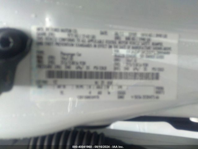 Photo 8 VIN: 1FADP3K2XFL360449 - FORD FOCUS 