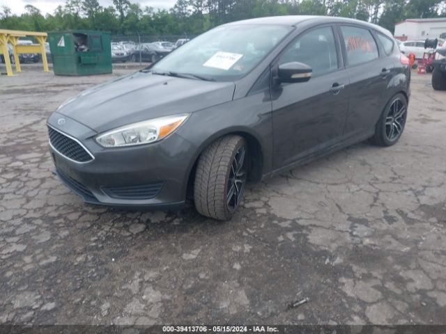 Photo 1 VIN: 1FADP3K2XGL210536 - FORD FOCUS 