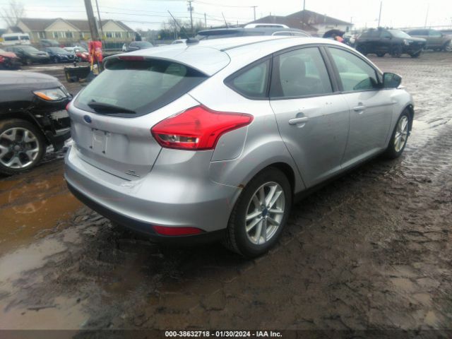 Photo 3 VIN: 1FADP3K2XGL263589 - FORD FOCUS 