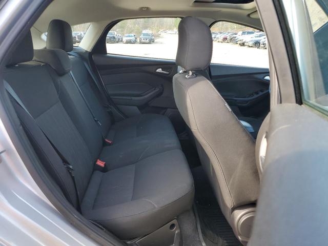 Photo 9 VIN: 1FADP3K2XGL296396 - FORD FOCUS 