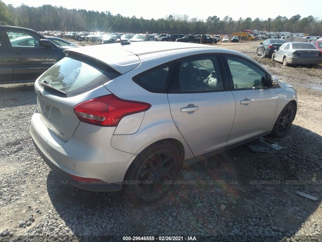 Photo 3 VIN: 1FADP3K2XGL330398 - FORD FOCUS 