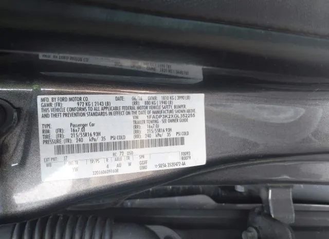 Photo 8 VIN: 1FADP3K2XGL352255 - FORD FOCUS 