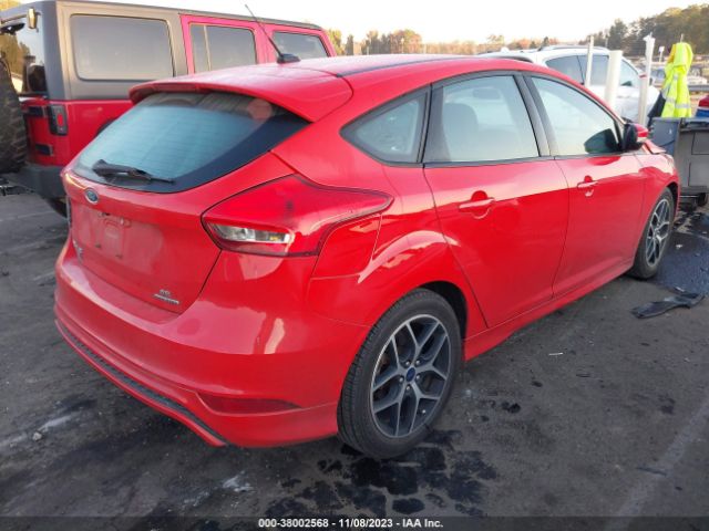 Photo 3 VIN: 1FADP3K2XGL382291 - FORD FOCUS 