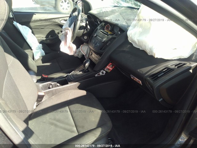 Photo 4 VIN: 1FADP3K2XHL232778 - FORD FOCUS 