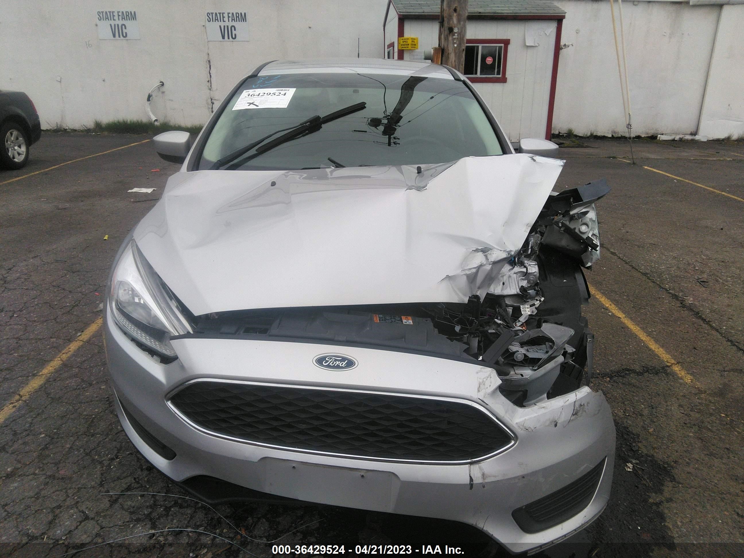 Photo 5 VIN: 1FADP3K2XJL241485 - FORD FOCUS 