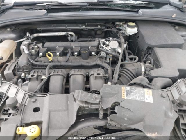 Photo 9 VIN: 1FADP3K2XJL275362 - FORD FOCUS 