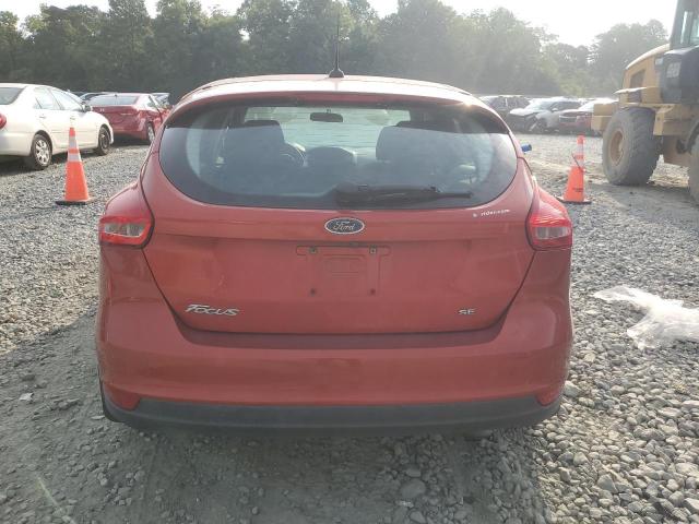 Photo 5 VIN: 1FADP3K2XJL307436 - FORD FOCUS SE 