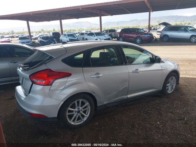 Photo 3 VIN: 1FADP3K2XJL326651 - FORD FOCUS 