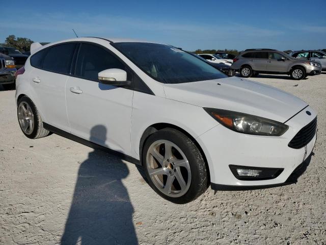 Photo 3 VIN: 1FADP3KE0GL331134 - FORD FOCUS SE 