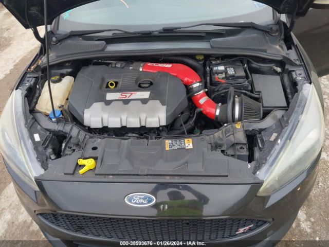 Photo 9 VIN: 1FADP3L90GL355290 - FORD FOCUS ST 