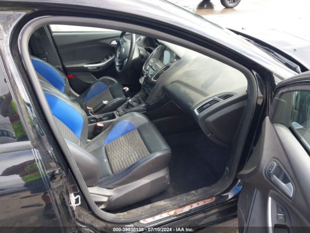 Photo 4 VIN: 1FADP3L90GL388970 - FORD FOCUS 